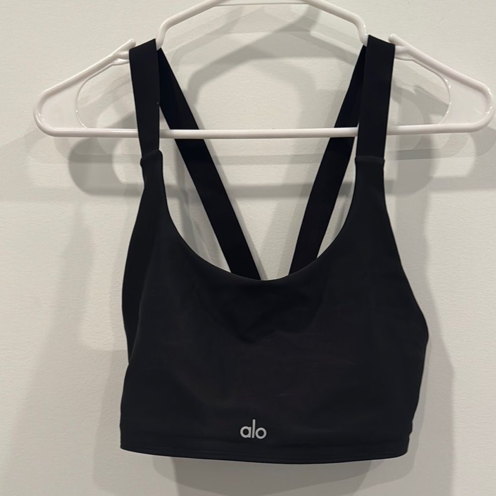 ALO Yoga Black Racerback Sports Bra with Supportive Straps